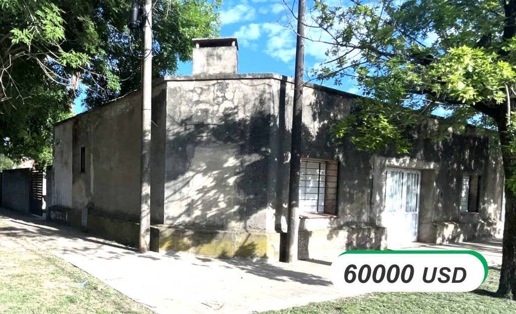 Juan de Garay 905 e Italia, El Trébol